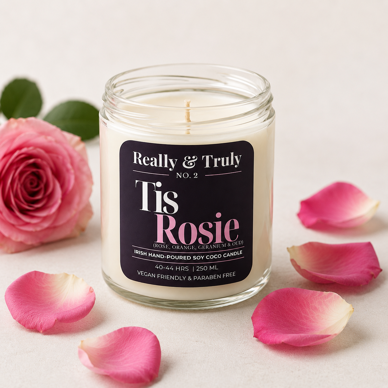 No. 2, Tis Rosie, Scented  Candle, Soy Coconut wax, 250 ML (40 HR)